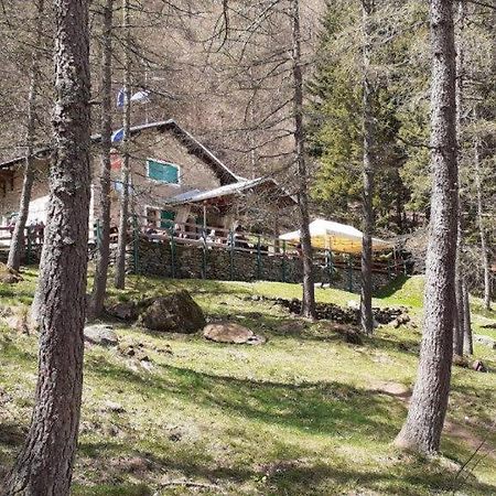Rifugio Geat Val Gravio Hotel Villar Focchiardo Exterior photo